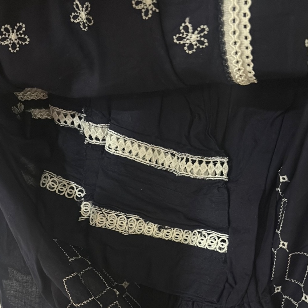 Navy and White Embroidered 3 pc suit size L semi formal - Picture 6 of 7